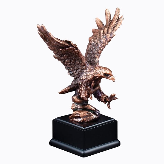 Landing Bronze<BR> Eagle Trophy<BR> 8 Inches